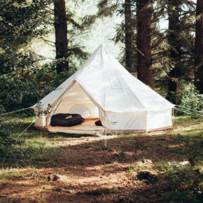 Luxury tent stay